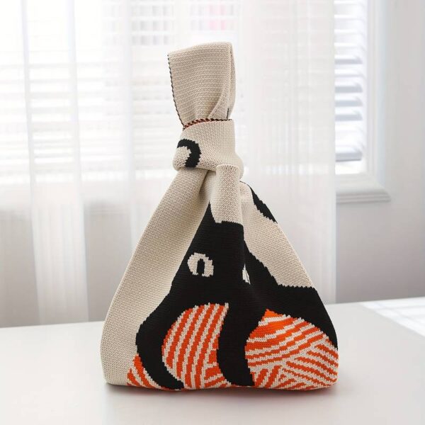Borsetta jacquard con gatto nero e gomitolo, chiusa