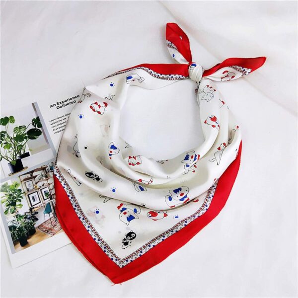 Foulard con gattini rossi