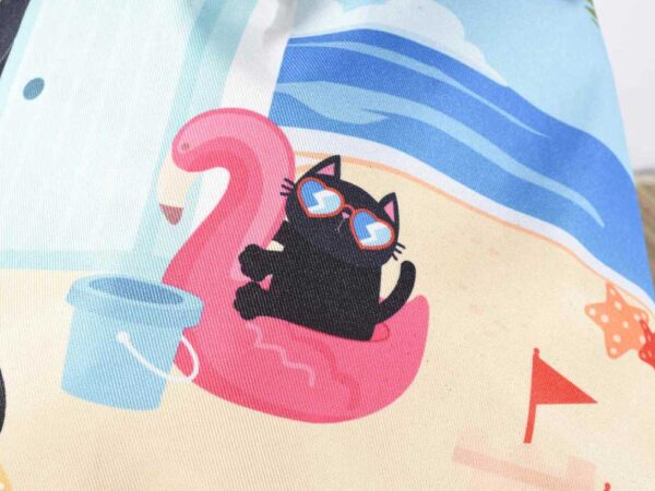 Zaino sacchetta con gatti estivi, dettaglio della grafica